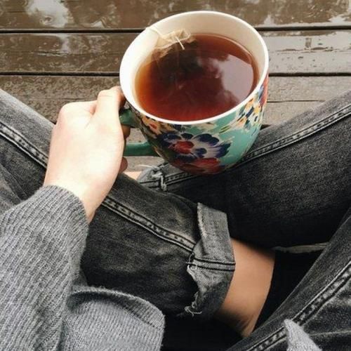  آشفته در خانه خانه ی ویرانه با دل دیوانه با صدای زن