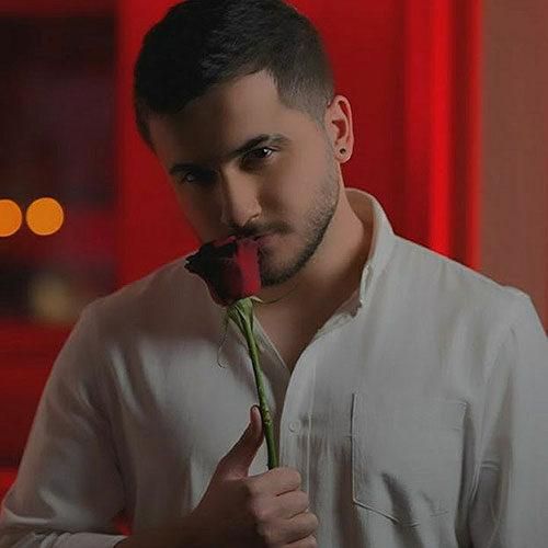 دانلود آهنگ عرشیاس بنام ﺑﺎﻳﺪ اون ﺷﺐ ﺧﻴﻠﻰ ﺑﻴﺸﺘﺮ ﻣﻴﮕﺮﻓﺘﻢ ﺑﻐﻠﺖ