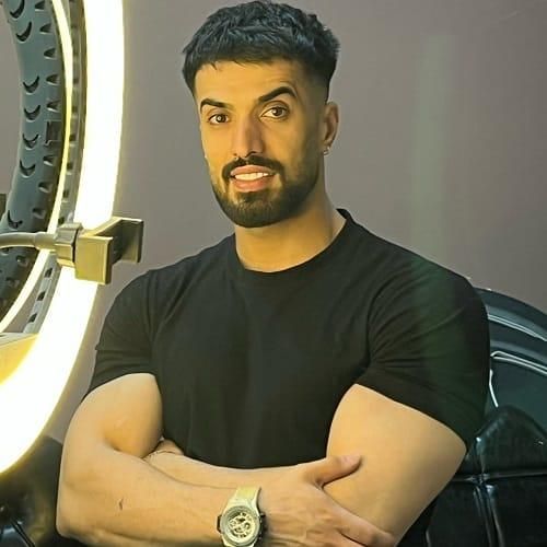 علی رستمیان این روزا خیلی بهم ریختم دارم جون میکنم آروم